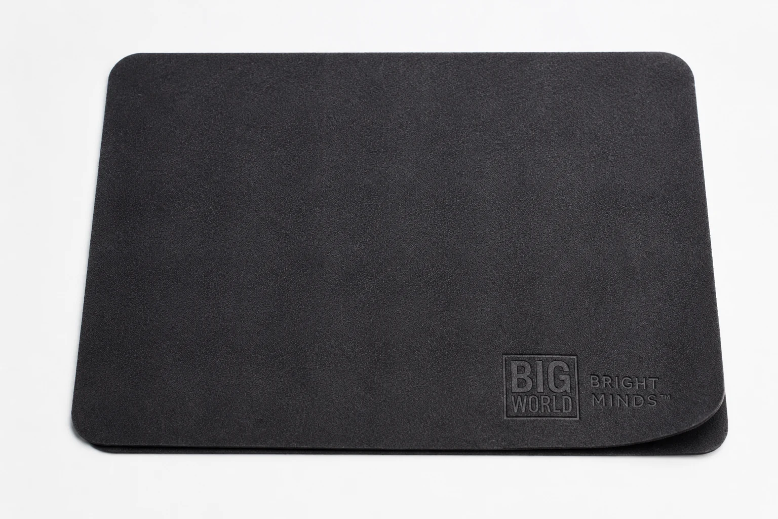 Single black microfiber cloth showing the clean perimeter